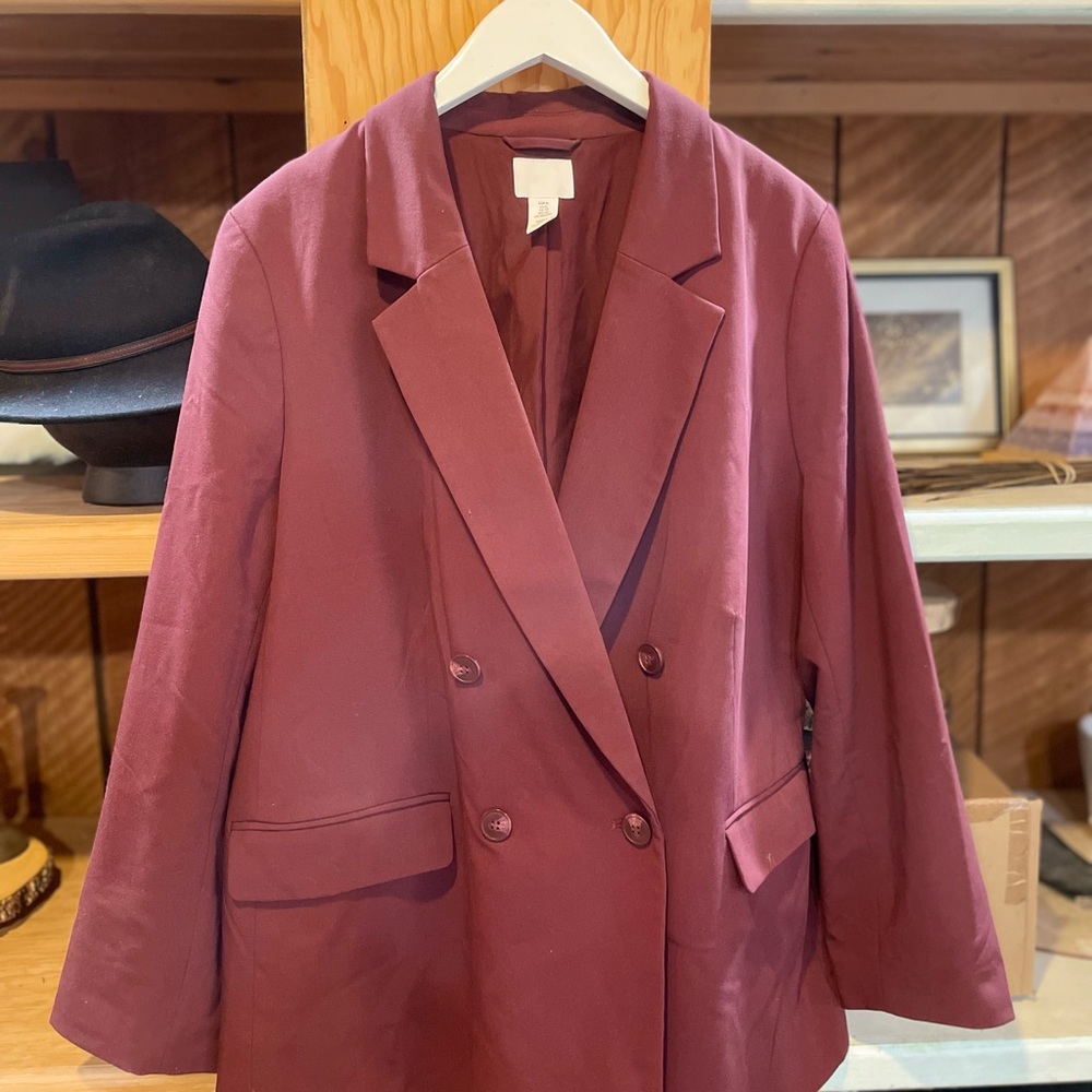 H&M Oversized Maroon double breasted Blazer Structured Shoulders